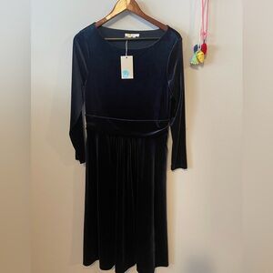 NEW Boden navy velvet dress